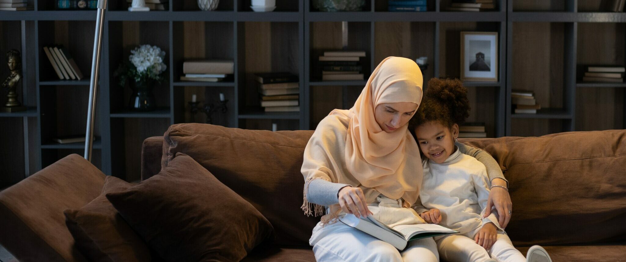 Vad kvinnans sköte döljer